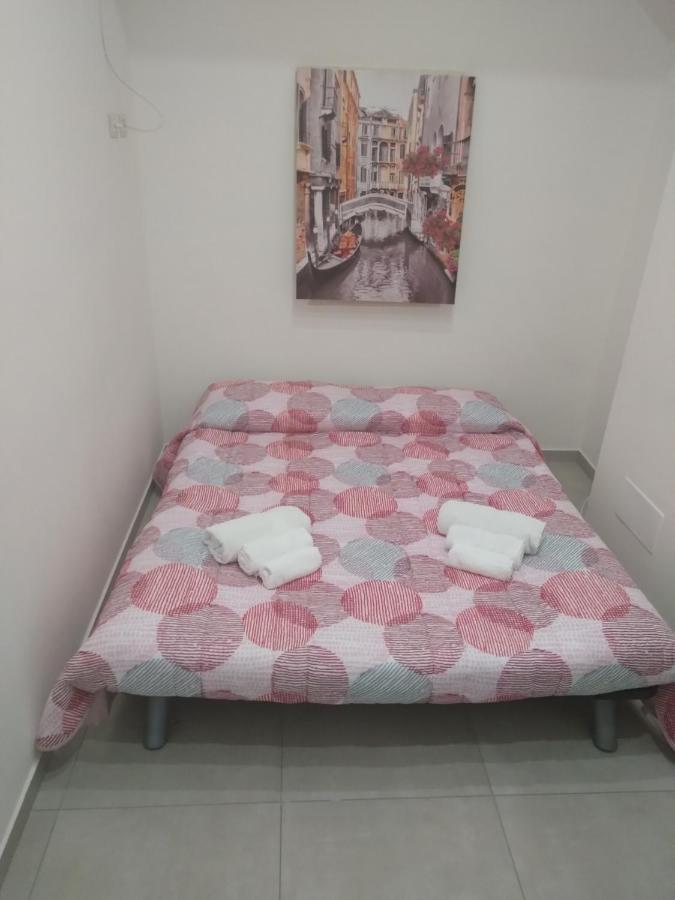 House Holidays A.S. Rooms Catane Extérieur photo